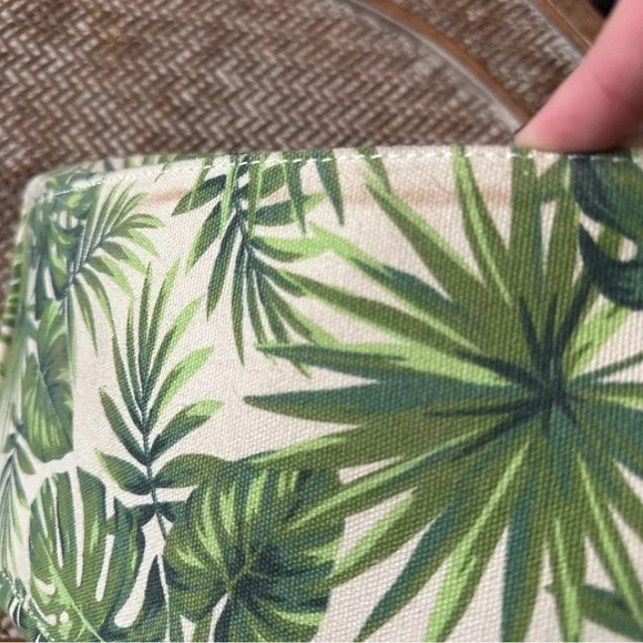 Dress Barn Canvas Leaf Print Mini Duffle Bag - Picture 4 of 4